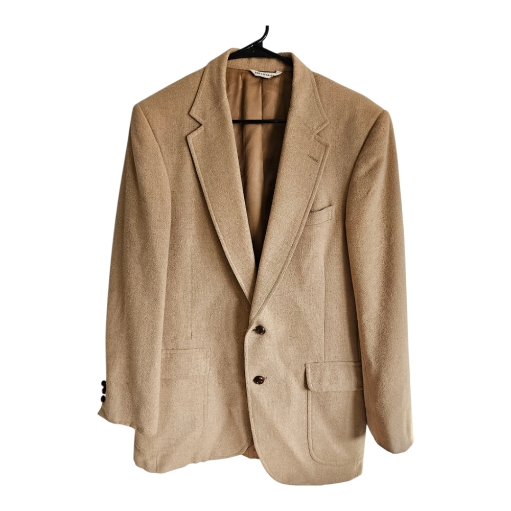 Vintage Barrister Collection 100% Camelhair Tan Blazer Size Large.